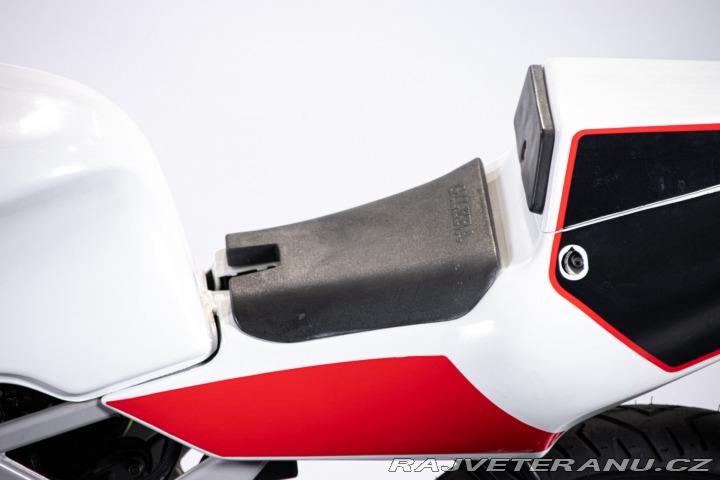 Ostatní značky Ostatní modely Gilera 125 SP01 1991