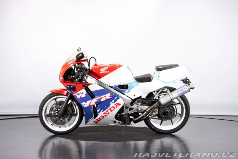 Honda VF VFR 400 R