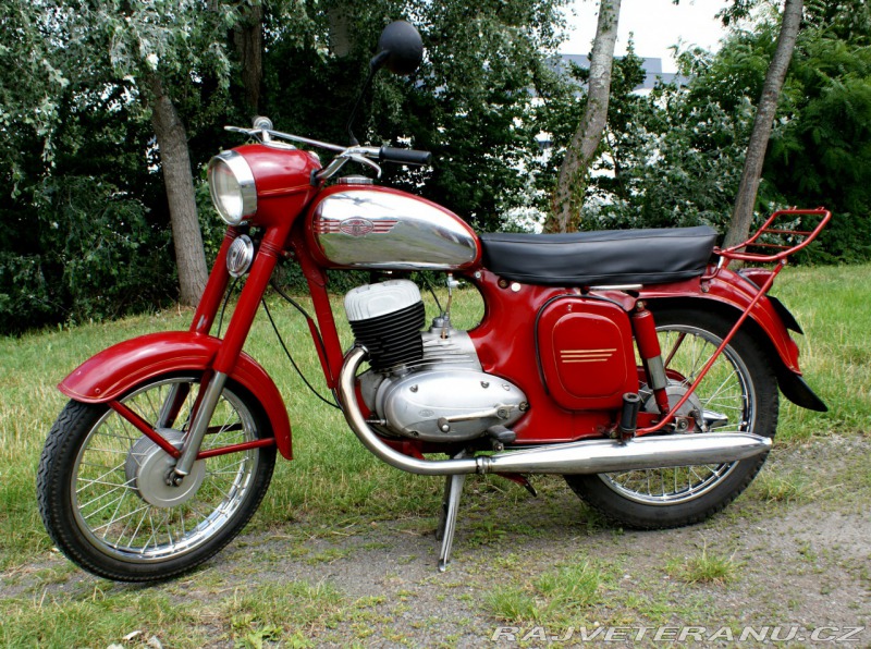 Jawa 250 590 Sport