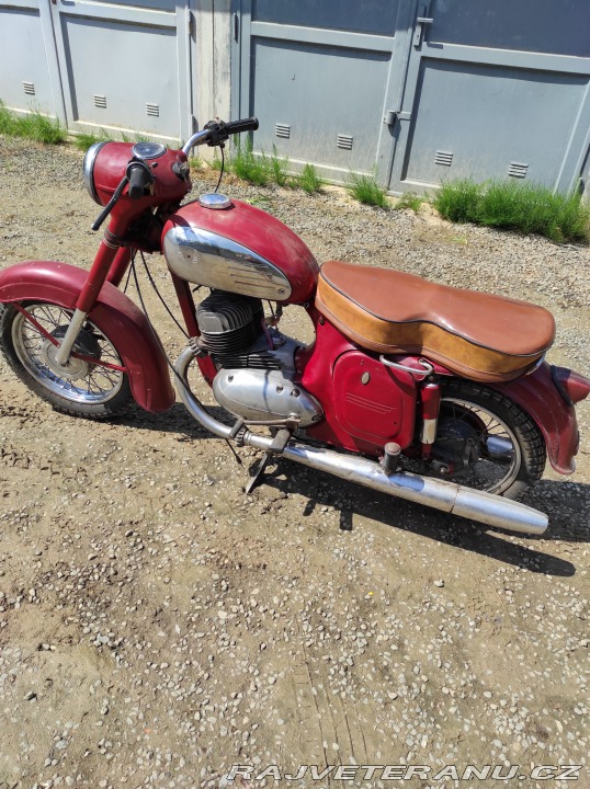 Jawa 350 360+ side 1971