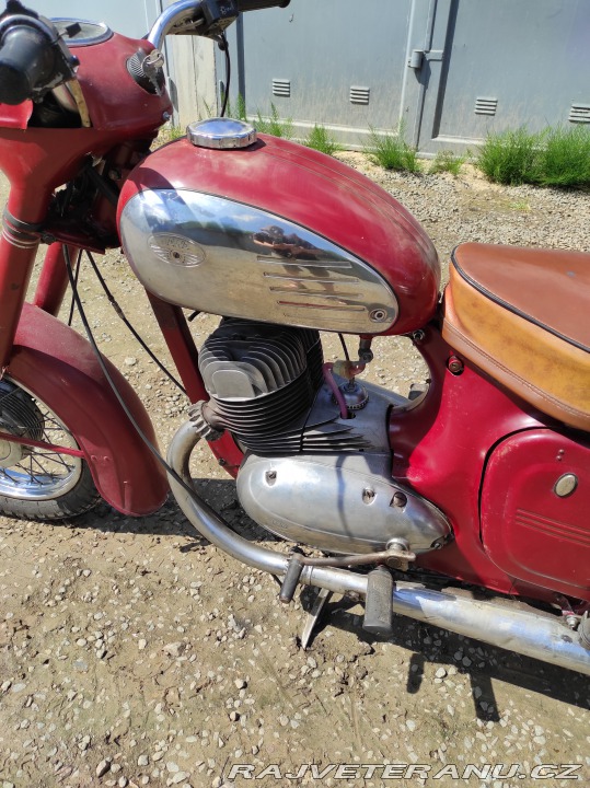 Jawa 350 360+ side 1971