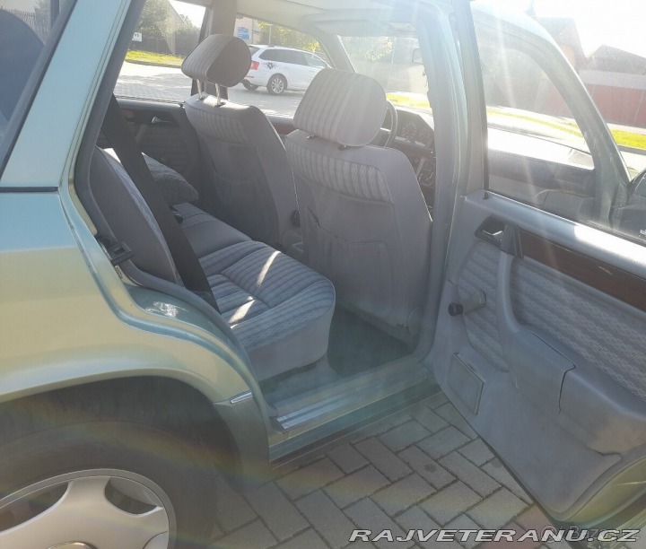 Mercedes-Benz S 2,0   124 200TE 1990