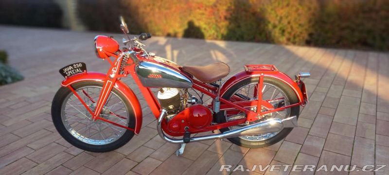 Jawa 250 Special