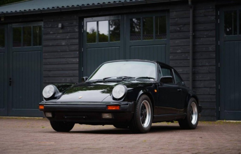 Porsche 911 3.2 Carrera