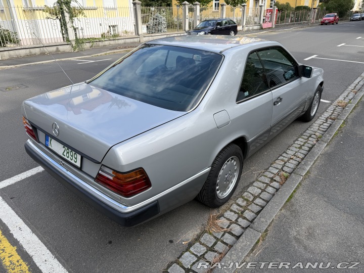 Mercedes-Benz 230 w124 1990