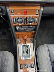 Mercedes-Benz 230 w124 1990