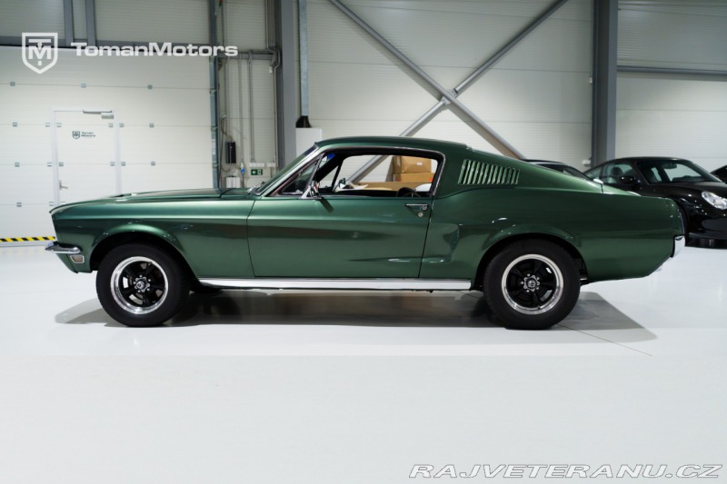 Ford Mustang Fastback GT V8 / V ČR