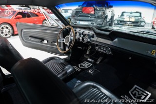 Ford Mustang Fastback GT V8 / V ČR 1968