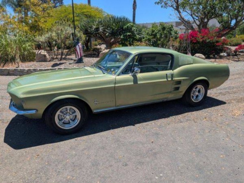 Ford Mustang Fastback