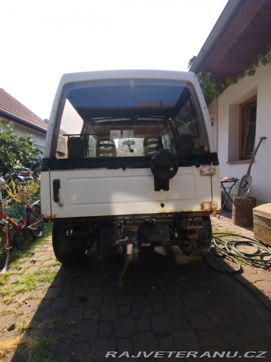 Suzuki Samurai 1995