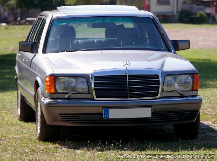 Mercedes-Benz 560 W  126 1989
