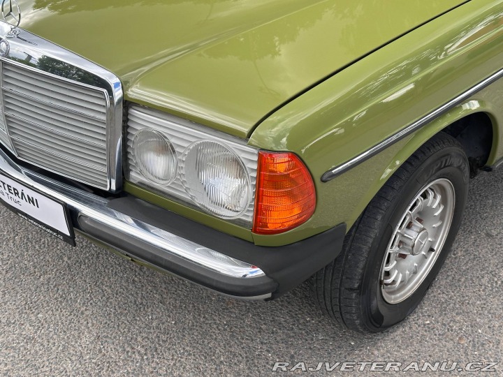 Mercedes-Benz 200 200D 123D 1980