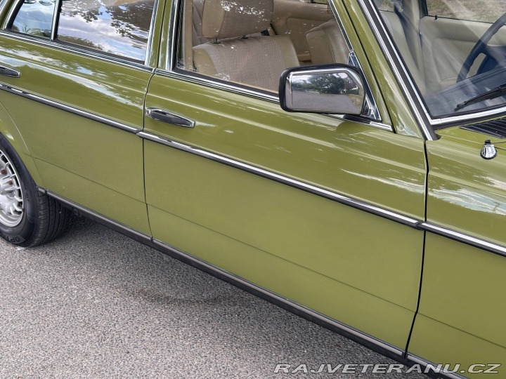 Mercedes-Benz 200 200D 123D 1980
