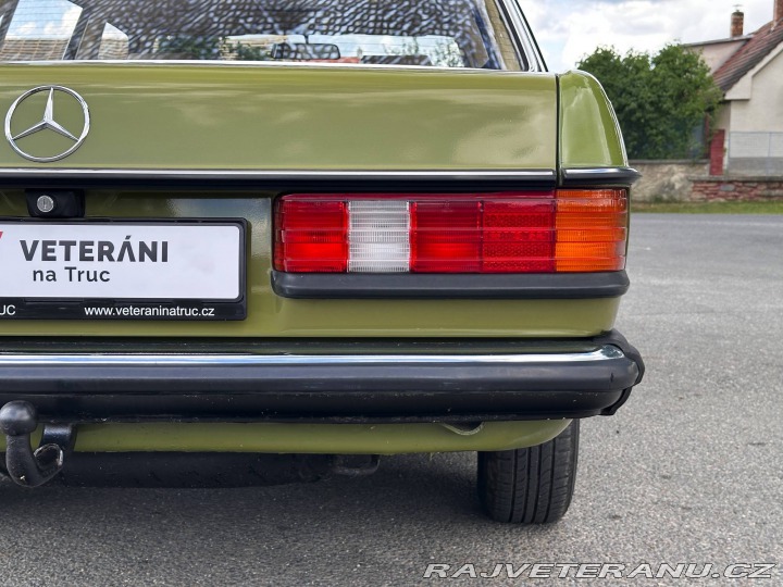 Mercedes-Benz 200 200D 123D 1980