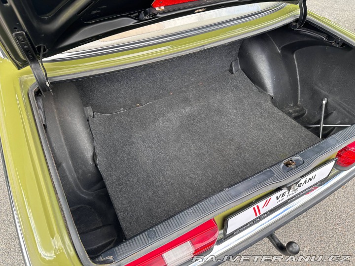 Mercedes-Benz 200 200D 123D 1980