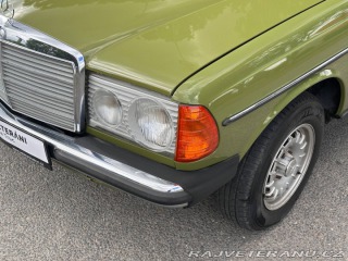 Ostatní značky Ostatní modely Mercedes Benz 200D 123D 1980