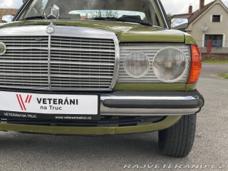 Ostatní značky Ostatní modely Mercedes Benz 200D 123D 1980