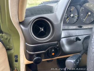 Ostatní značky Ostatní modely Mercedes Benz 200D 123D 1980