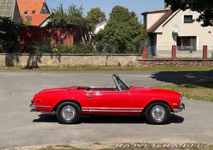 Mercedes-Benz 230 230SL Pagoda 1966
