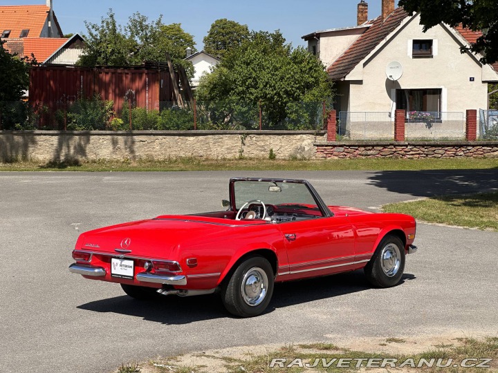 Mercedes-Benz 230 230SL Pagoda 1966