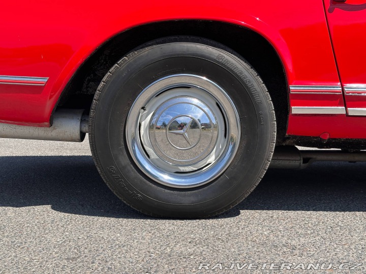 Mercedes-Benz 230 230SL Pagoda 1966