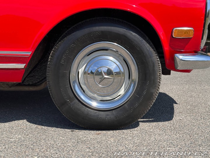 Mercedes-Benz 230 230SL Pagoda 1966