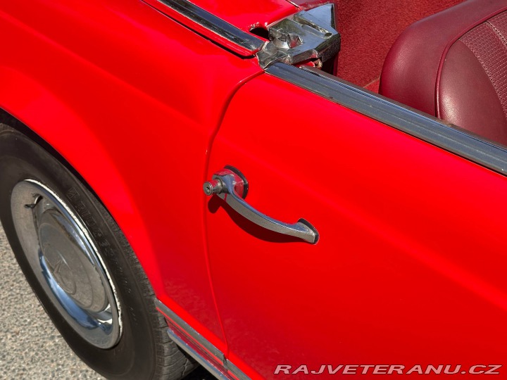 Mercedes-Benz 230 230SL Pagoda 1966
