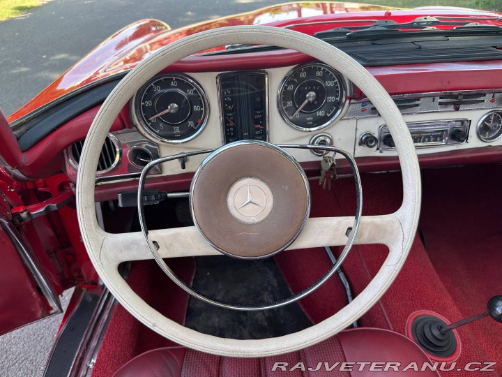 Mercedes-Benz 230 230SL Pagoda 1966
