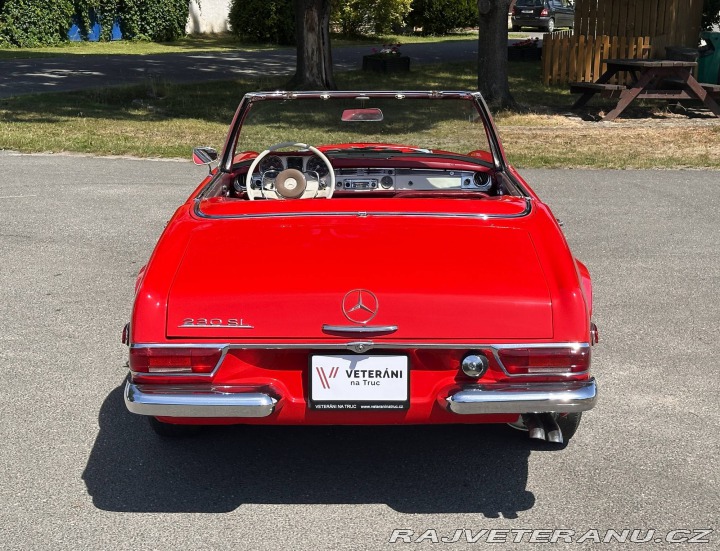 Mercedes-Benz 230 230SL Pagoda 1966