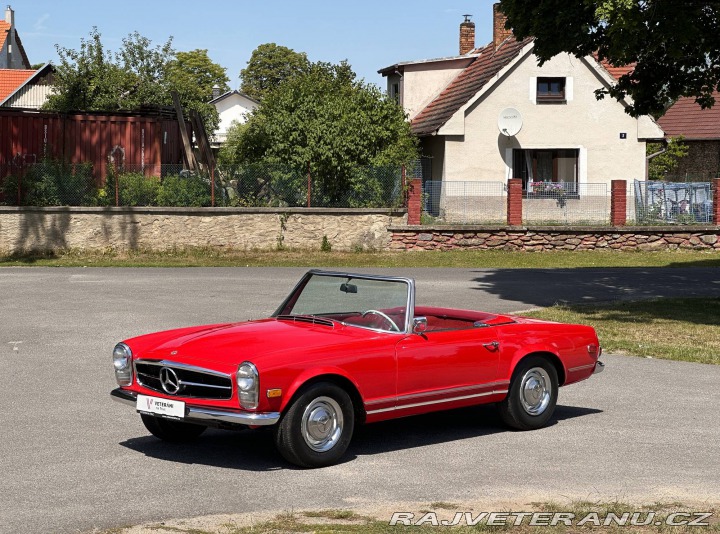 Mercedes-Benz 230 230SL Pagoda 1966