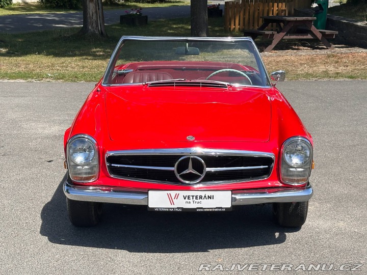Mercedes-Benz 230 230SL Pagoda 1966