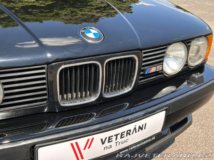 BMW M5 E34 1989