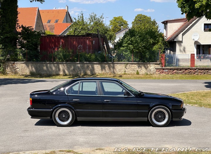 BMW M5 E34 1989