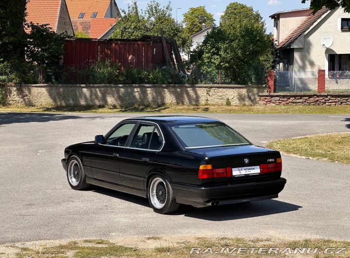BMW M5 E34 1989