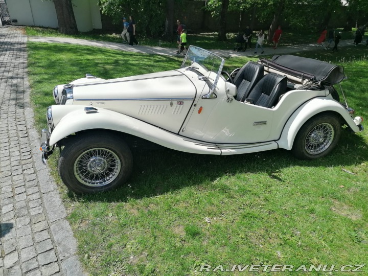 Ostatní značky Ostatní modely Naylor morgan 1987