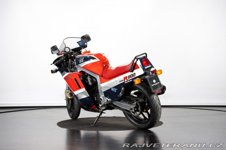 Suzuki GSX GSXR 1100 1986
