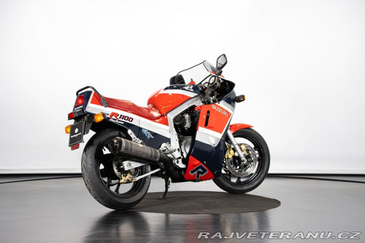 Suzuki GSX GSXR 1100 1986
