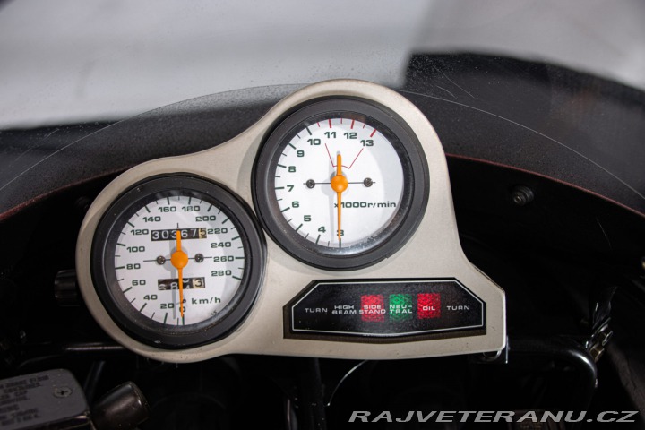 Suzuki GSX GSXR 1100 1986