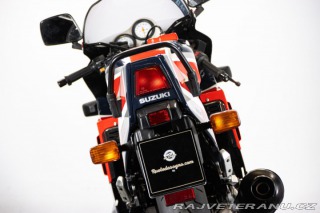 Suzuki GSX GSXR 1100 1986