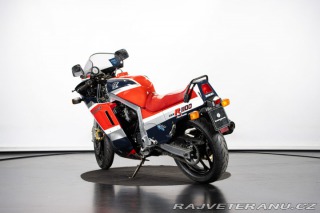 Suzuki GSX GSXR 1100 1986