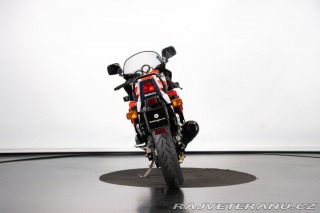 Suzuki GSX GSXR 1100 1986