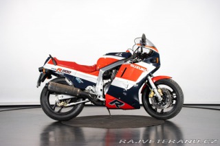 Suzuki GSX GSXR 1100 1986