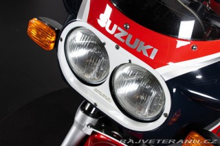 Suzuki GSX GSXR 1100 1986