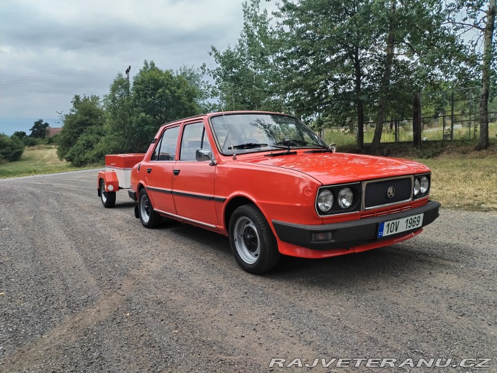 Škoda 105 105 GL 1982