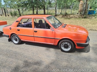Škoda 105 105 GL 1982