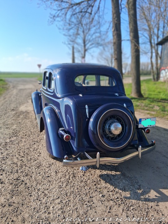 Ford V8 1935