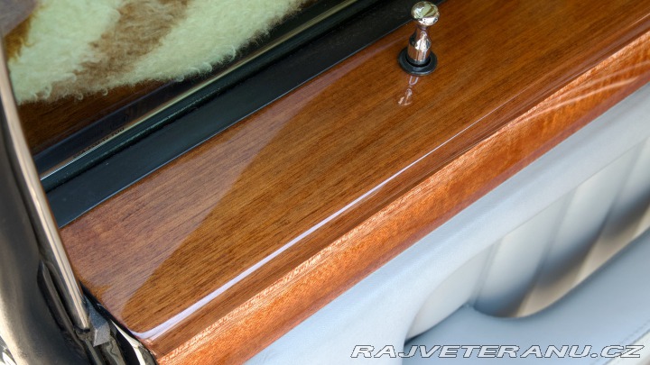 Bentley Brooklands  1993