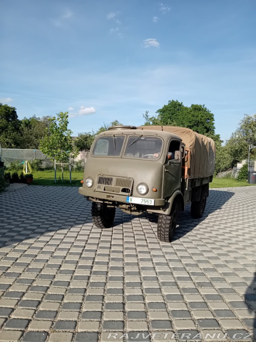 Tatra 805