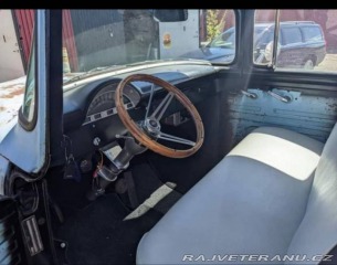 Ford V8 F-100 272 V8 1956
