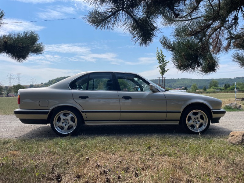 BMW 5 Bmw 535i e34 M5 kola